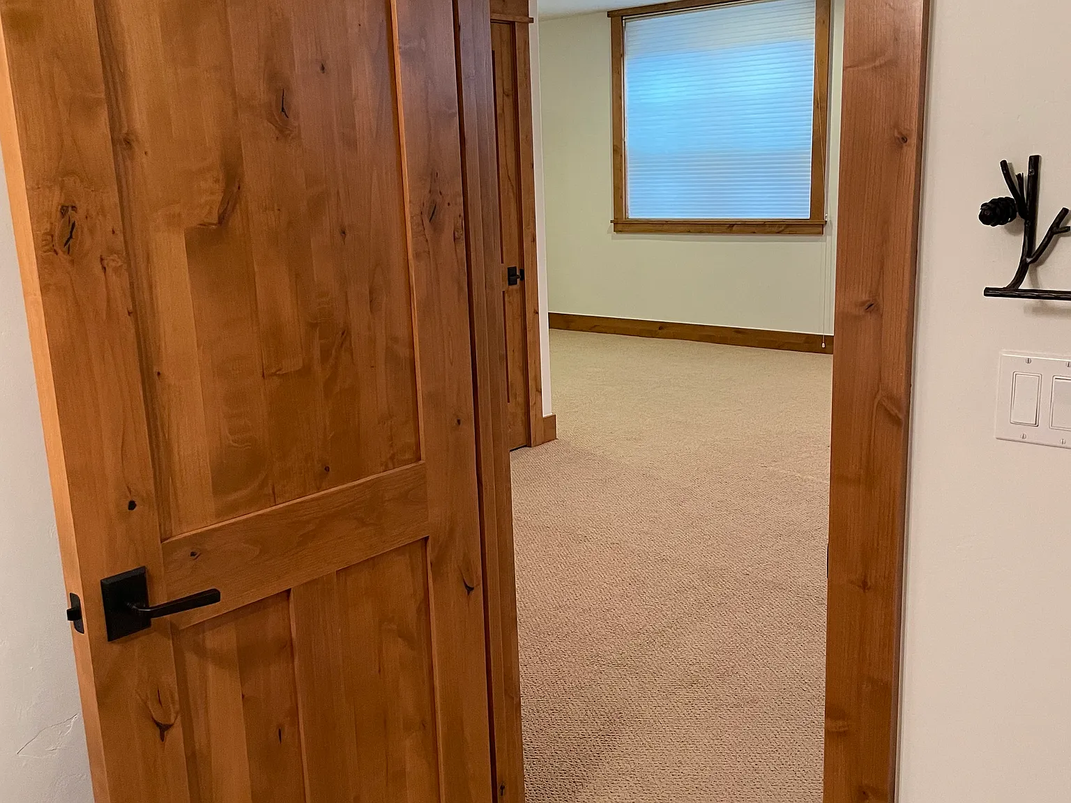 Studio, 835 sqft, $2,000 — Photo 4
