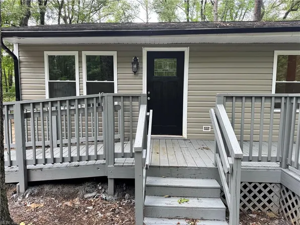 121 Theodore Allen Rd, Williamsburg, VA 23188