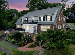 35 Beach Rd, Gloucester, MA 01930