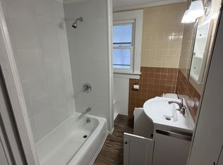 22-24 Elm St #22, Newmarket, NH 03857