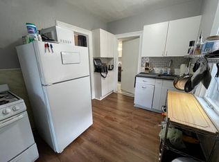 918 Broadway Ave NW UNIT 2, Grand Rapids, MI 49504