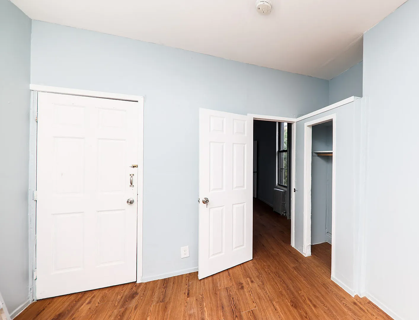 291 Evergreen Avenue — Photo 4