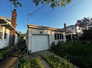 16908 81st Ave, Jamaica, NY 11432