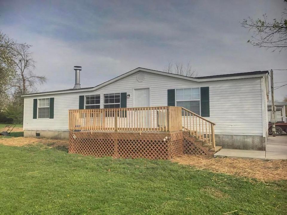 1st image of 102 Yvonne Ave