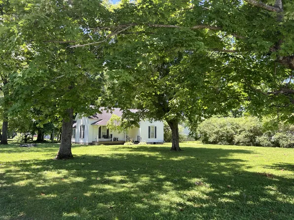 209 N Horton Pkwy, Chapel Hill, TN 37034
