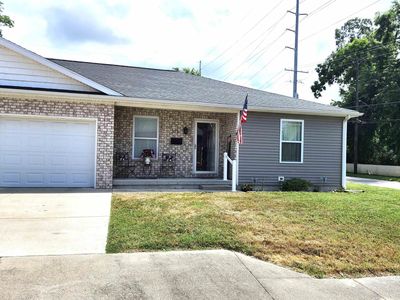 211 W Locust St #2, Fort Branch, IN, 47648