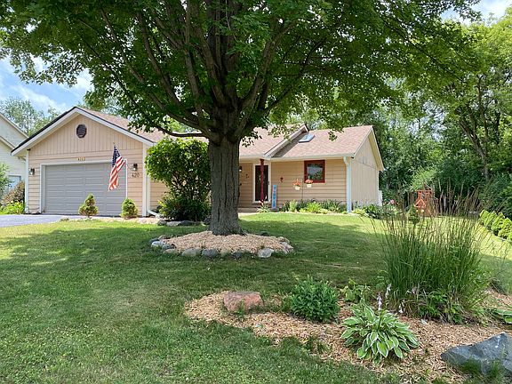 2nd image of 420 Staffordshire Dr NE