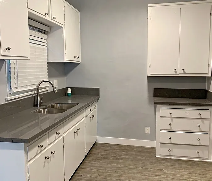 321 S Verdugo Rd #8 — Photo 3