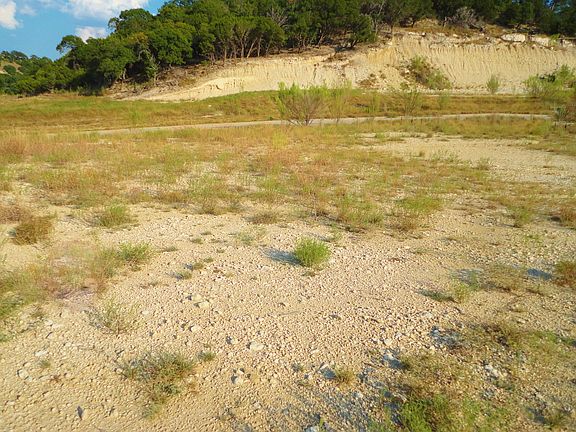 2nd image of 1906 Fall Creek Dr