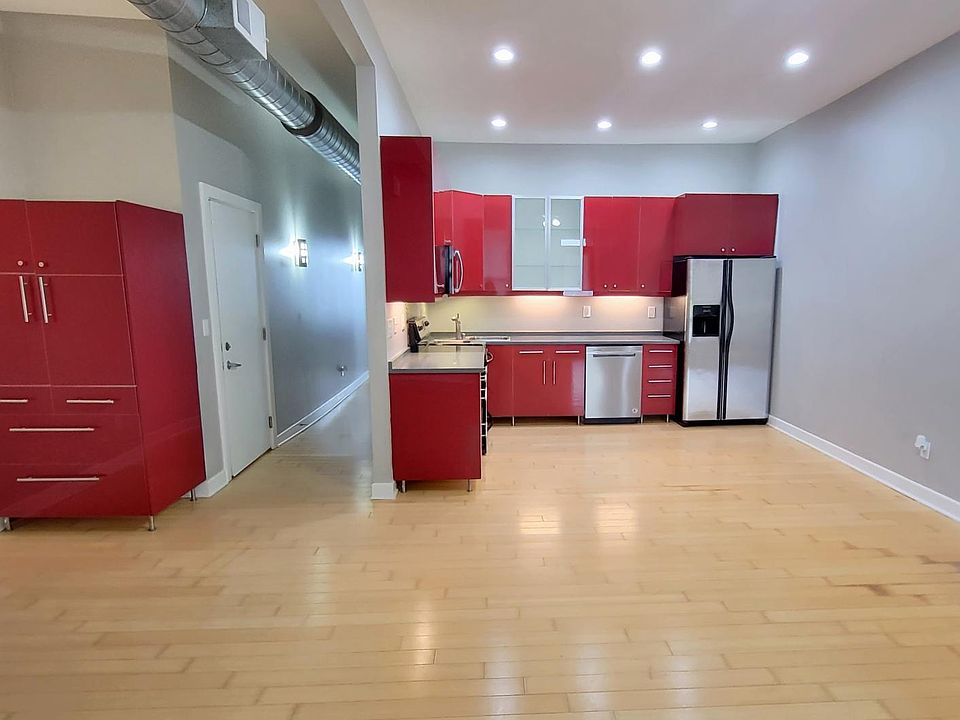 1st image of 806 Madison Ave #1