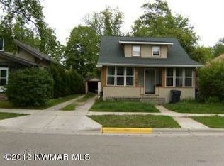 207 13th St NE, Bemidji, MN 56601