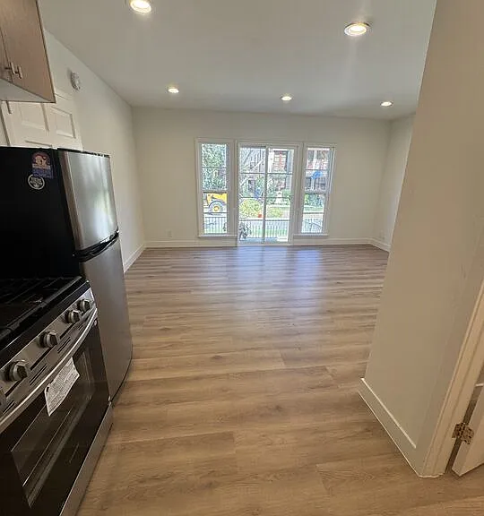 137 S Crescent Dr #1 — Photo 13