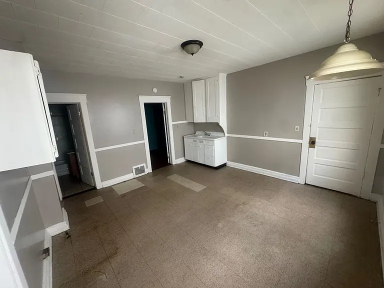 6401 Gertrude Ave — Photo 30