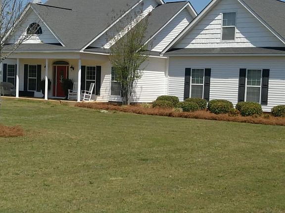 3rd image of 820 Columbus Hwy