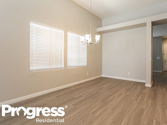 4th image of 9052 Spinning Wheel Ave
