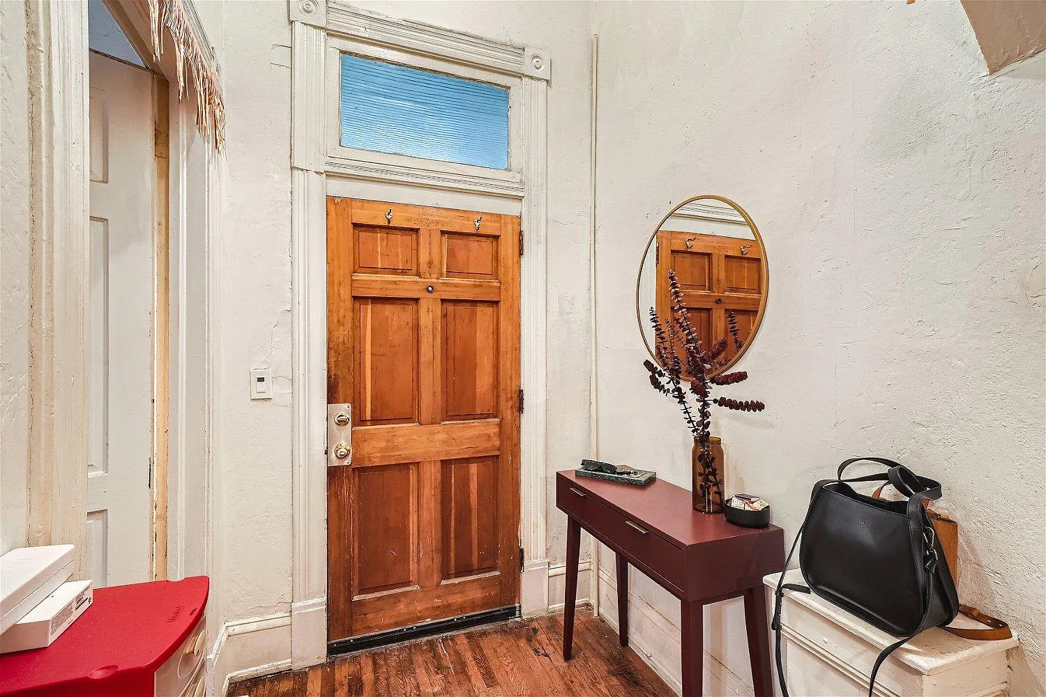 1221 Euclid Ave NE — Photo 4