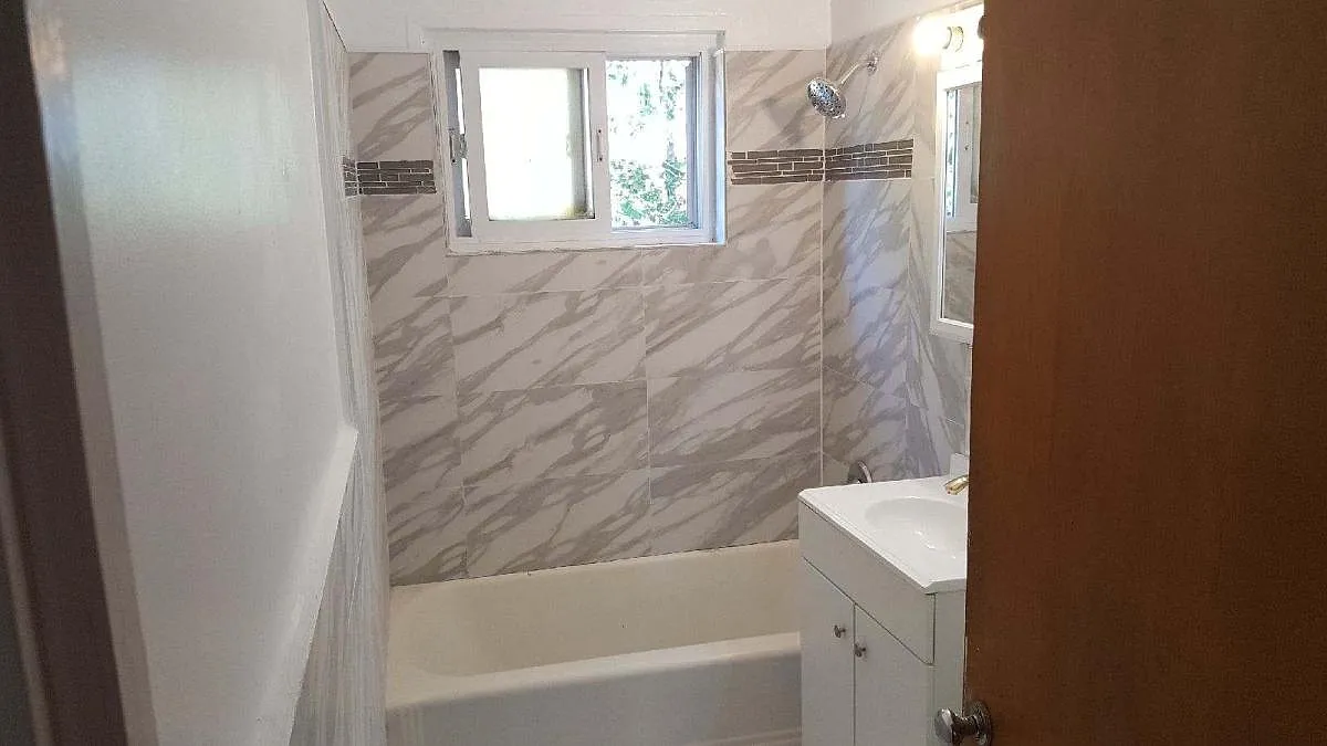 2 bed, $2,500 — Photo 3