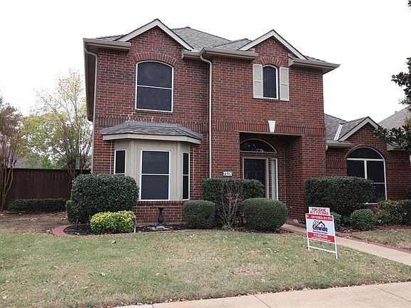 2nd image of 4517 Newport Dr