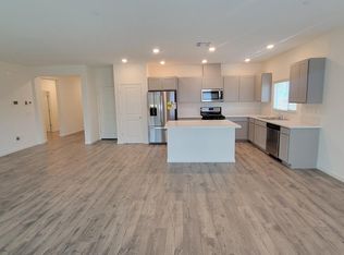 635 Heirloom Ct, Dixon, CA