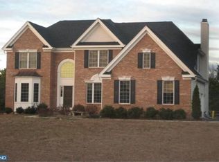 29 Oxford Cir, Southampton, NJ 08088