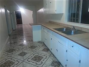 4th image of 1780 E 108th St