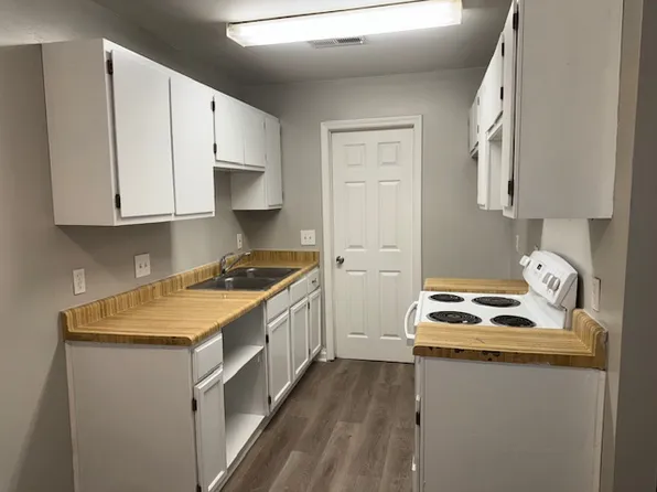 111 Susan Dr #B, Summerville, SC 29485