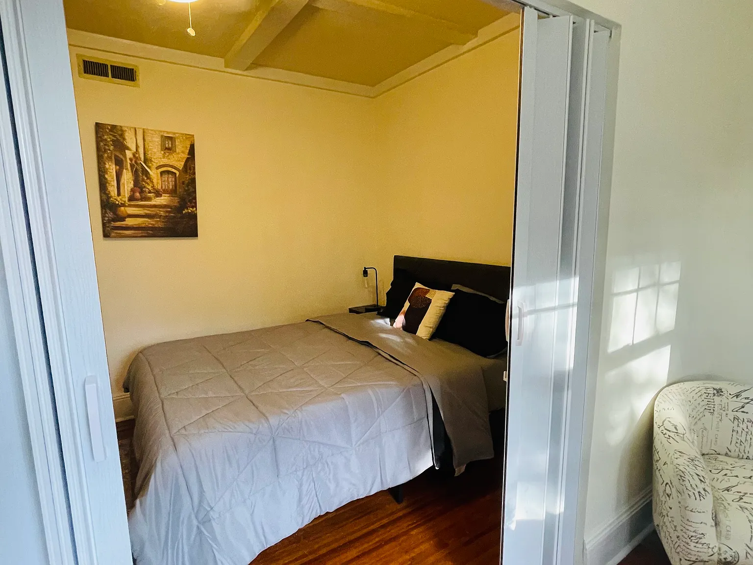 7845 Montgomery Avenue — Photo 3