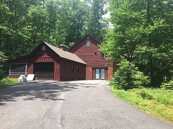 Detached Garage 