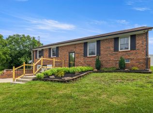 420 Scotts Ferry Rd, Versailles, KY 40383