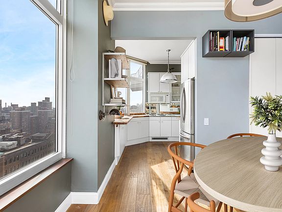 3rd image of 200 E 32nd St APT 21E
