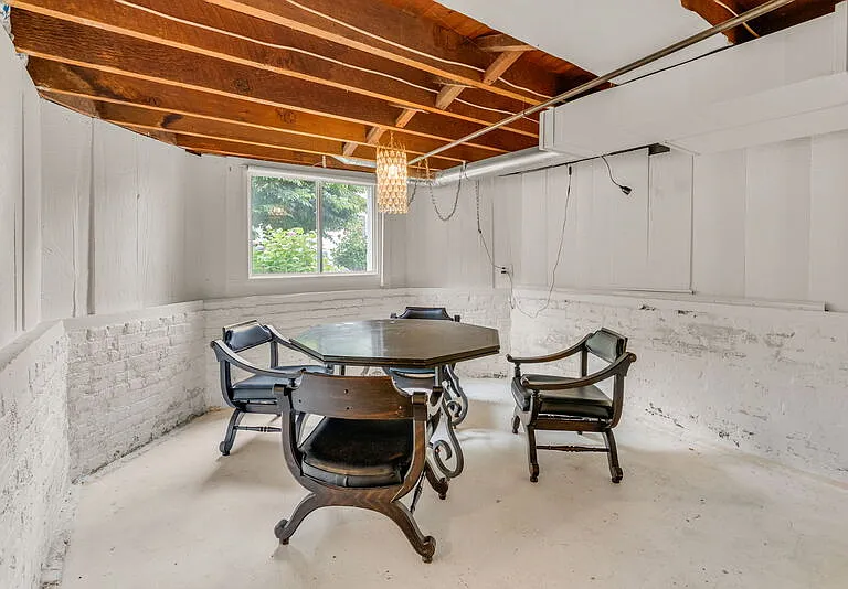 14 SW Whitaker St — Photo 30