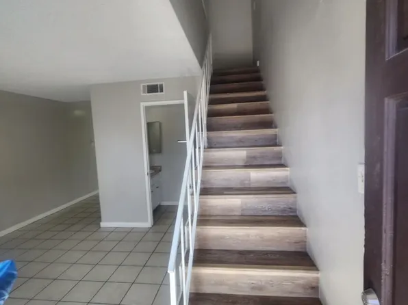9064 Olive St APT H, Fontana, CA 92335