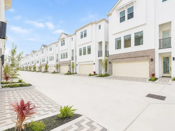 8315 Brecha Ln, Houston, TX 77055