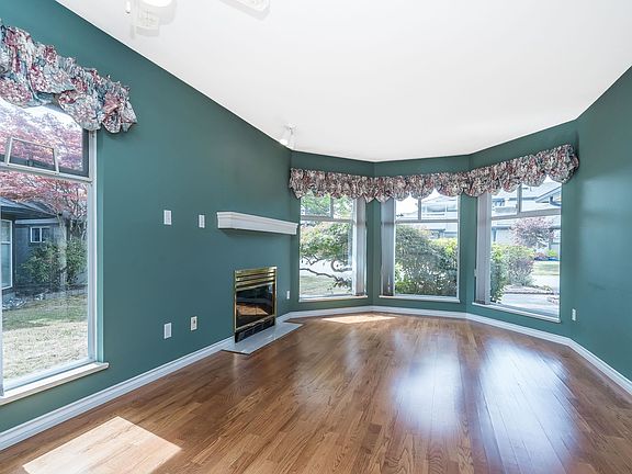 5th image of 16080 82nd Ave #165