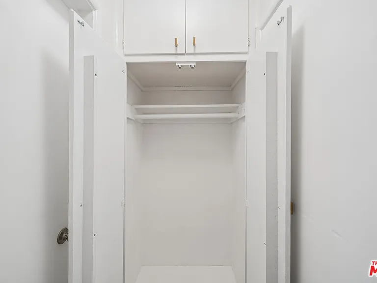 7209 Willoughby Ave #2 — Photo 11