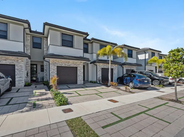 15850 NW 91st Court, Miami Lakes, FL 33018