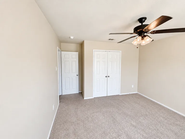 1921 Nightingale Dr — Photo 18