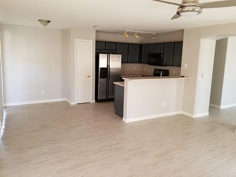 3516 W Misty Willow Ln — Photo 5