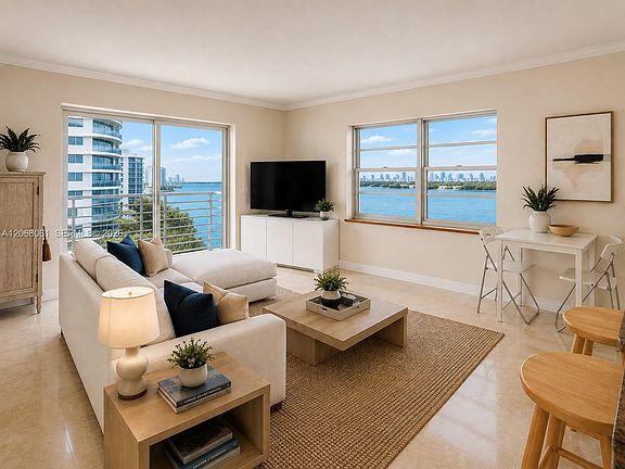 2nd image of 1450 Lincoln Rd APT 1010