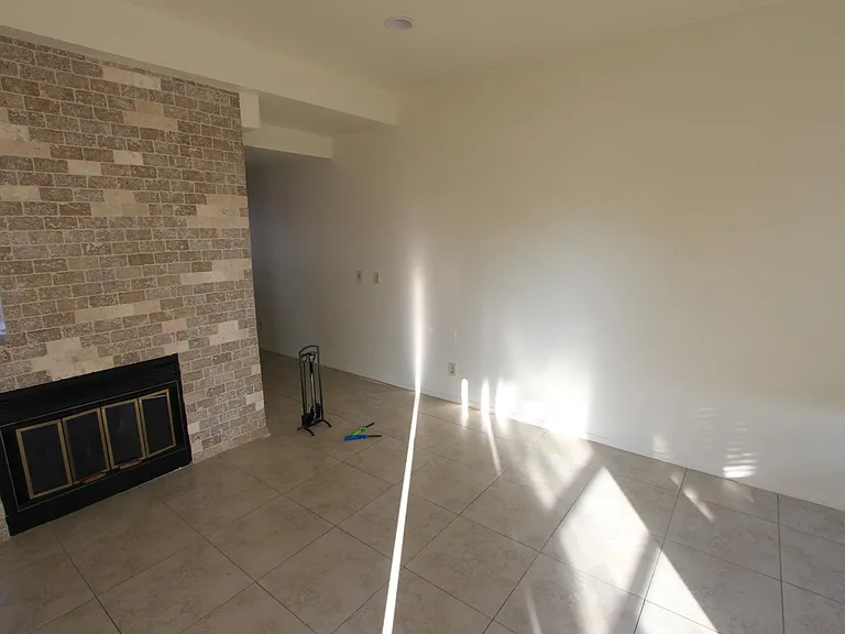 14500 Las Palmas Dr — Photo 7