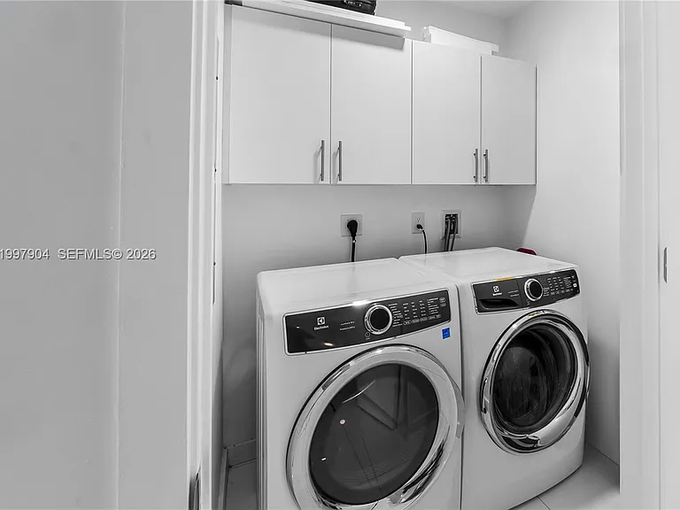 851 NE 1st Ave #1606 — Photo 20