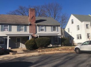 24 W Windermere Ter, Lansdowne, PA 19050