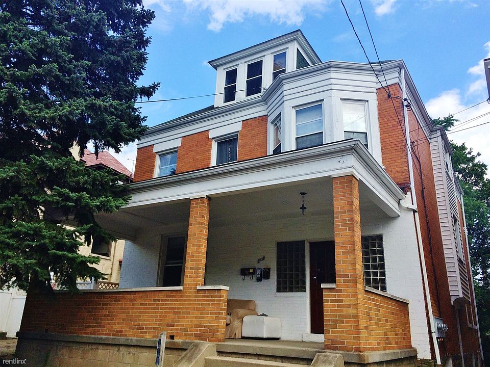 838 Collins