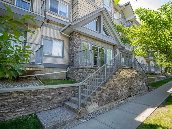 11170 W 30th St SW #207, Calgary, AB T2W 6J2