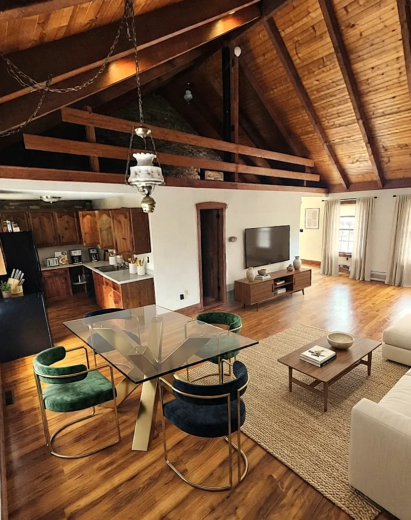 1 Cottage Row — Photo 1
