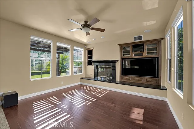 3194 Sunset Hills Blvd — Photo 6