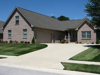 1st image of 284 S Woodridge Dr