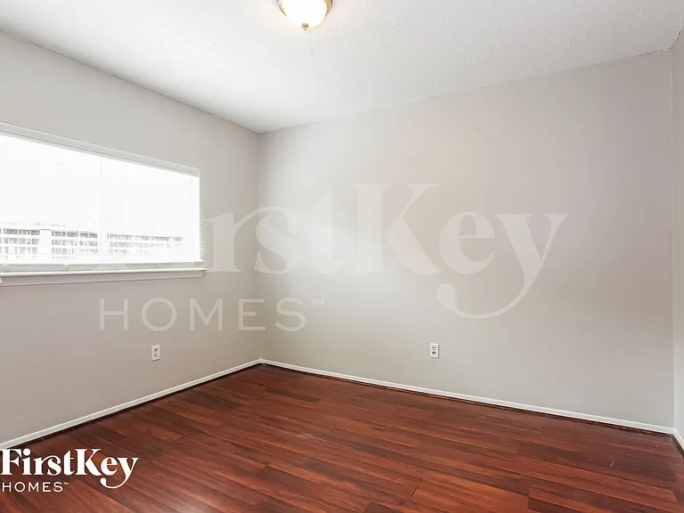 19446 Cypress Cliff Dr — Photo 11