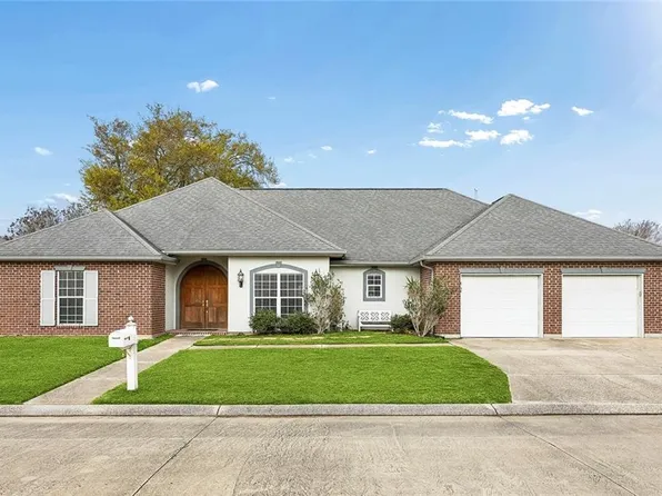 1236 Barbe Dr, Westwego, LA 70094