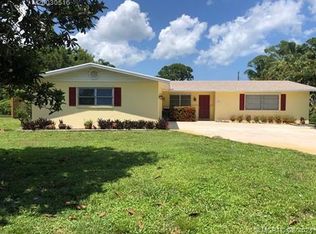 1499 NW Lakeside Trl, Stuart, FL 34994